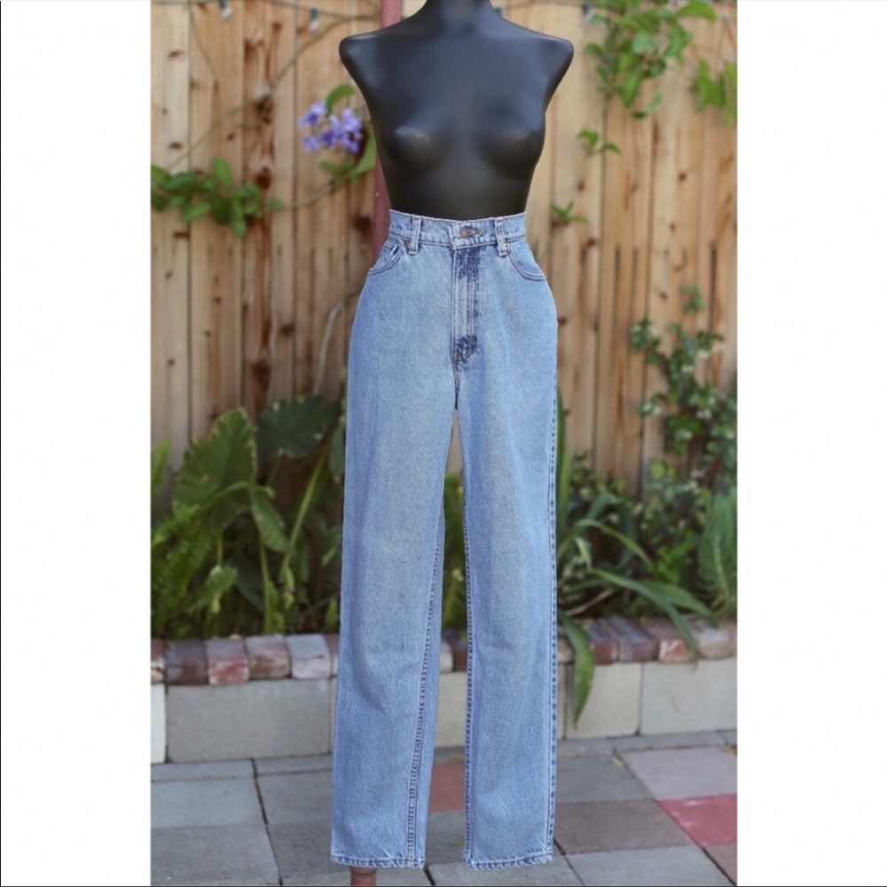 Vintage Levi’s 521 Tapered leg